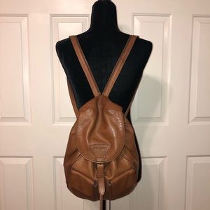 Trask genuine leather bucket bag. Color camel/tan